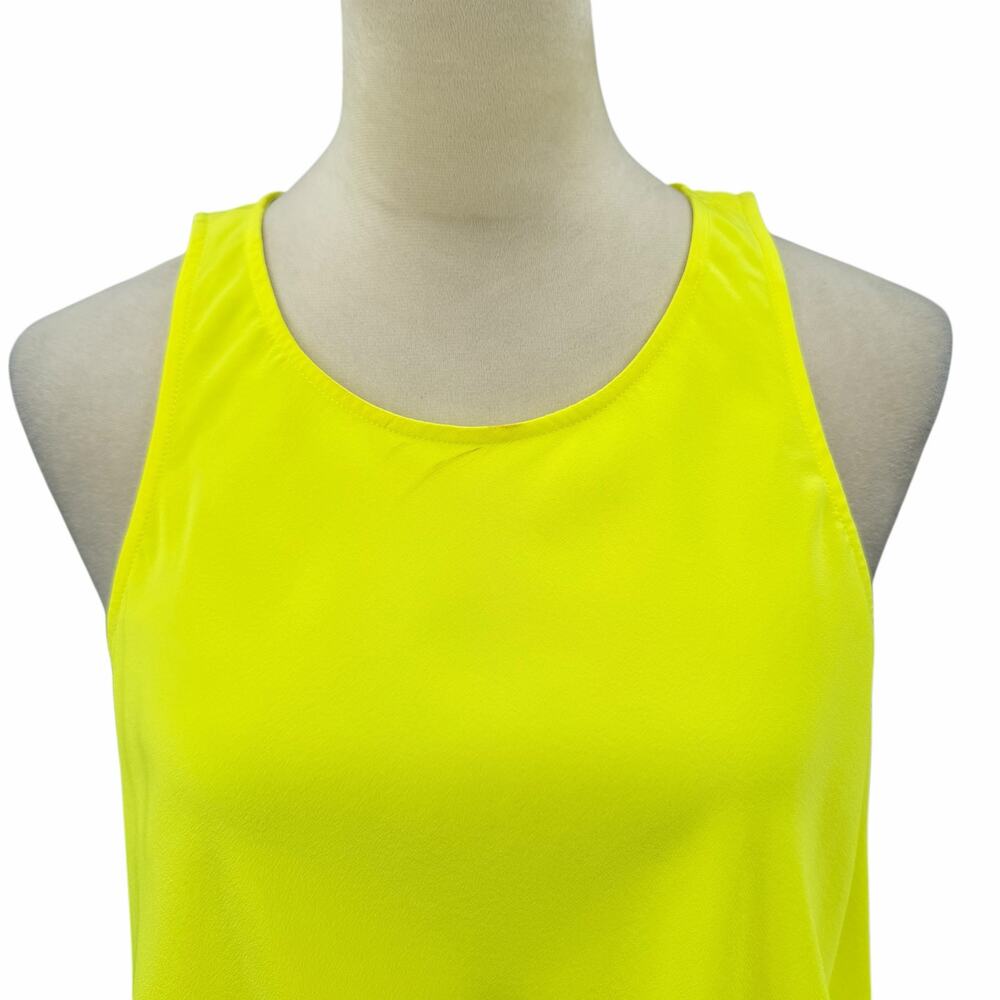 Trina Turk NWT Kesso Bright Neon Yellow 100% Silk Layered Hem Tank Blouse - Picture 4 of 10